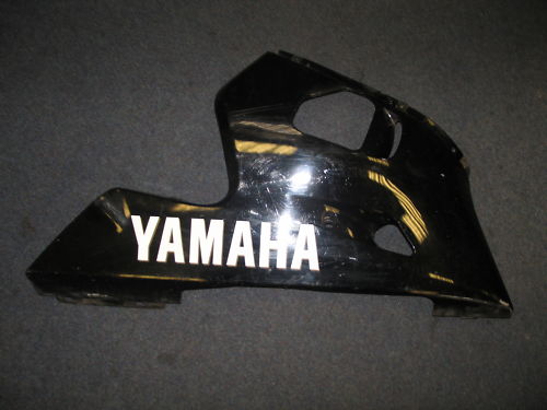 YAMAHA YZF600, R6 (5EB) 1999-02 R/H FARING LOWER BLACK second hand