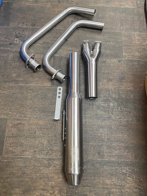 YAMAHA XS650 TWIN (69-79) PREDATOR WORKS 2-1 SYSTEM ROAD IN BRIGHT STAINLESS